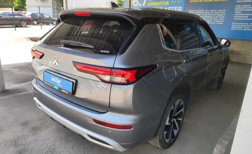 Mitsubishi Outlander 2023 года за 14 000 000 тг. в Алматы фото 5