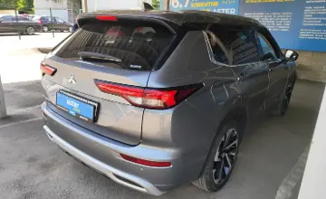 Mitsubishi Outlander 2023 года за 14 000 000 тг. в Алматы