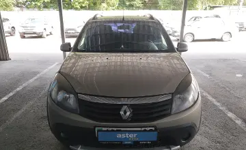 Renault Sandero 2014 года за 3 500 000 тг. в Алматы фото 2