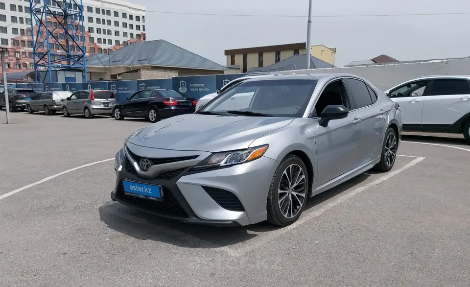 Toyota Camry 2019 года за 12 000 000 тг. в Шымкент