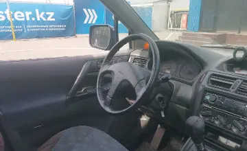 Mitsubishi Space Runner 2000 года за 2 500 000 тг. в Алматы фото 5