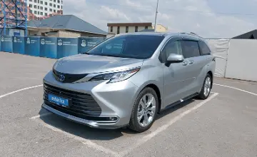 Toyota Sienna 2022 года за 28 000 000 тг. в Шымкент фото 1