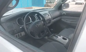 Toyota Tacoma 2006 года за 11 000 000 тг. в Алматы фото 5