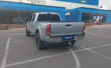 Toyota Tacoma 2006 года за 11 000 000 тг. в Алматы фото 4