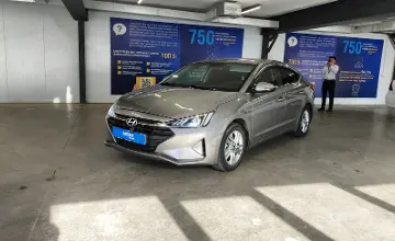 Hyundai Elantra 2019 года за 7 700 000 тг. в Астана фото 1
