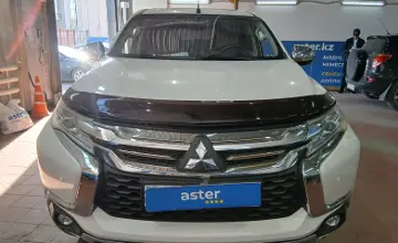 Mitsubishi Montero Sport 2019 года за 16 000 000 тг. в Астана фото 2