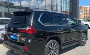 Lexus LX 2019 года за 55 000 000 тг. в Астана
