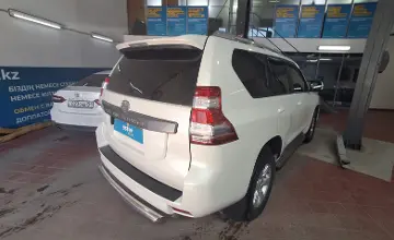 Toyota Land Cruiser Prado 2015 года за 18 000 000 тг. в Астана