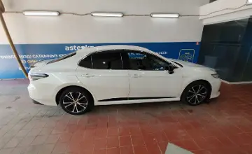 Toyota Camry 2020 года за 13 000 000 тг. в Астана фото 4