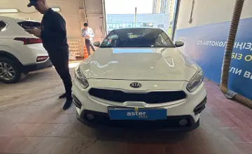 Kia Cerato 2018 года за 6 500 000 тг. в Астана фото 2