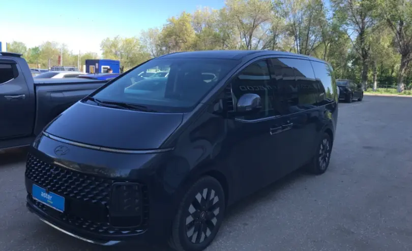 Hyundai Staria 2023 года за 21 000 000 тг. в Актобе