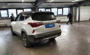 Kia Seltos 2022 года за 10 000 000 тг. в Астана фото 4