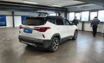 Kia Seltos 2022 года за 10 000 000 тг. в Астана фото 3