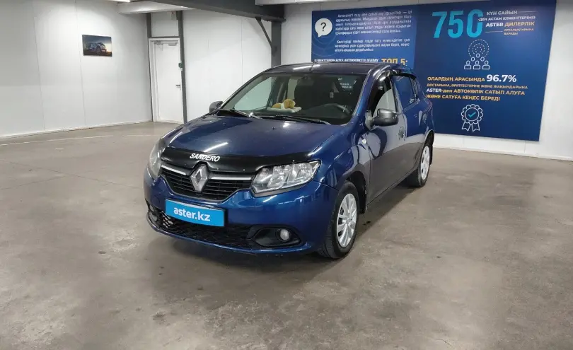 Renault Sandero 2015 года за 3 500 000 тг. в Астана