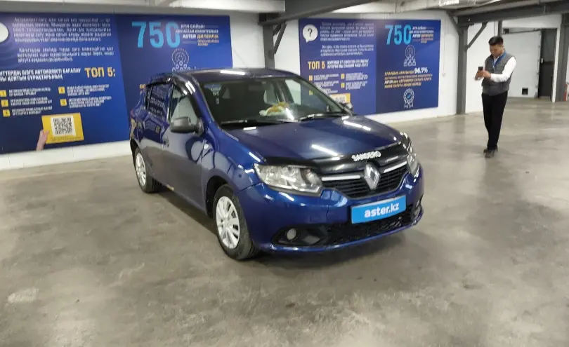 Renault Sandero 2015 года за 3 500 000 тг. в Астана фото 2