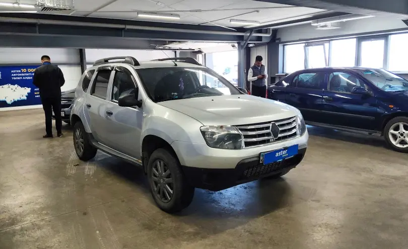 Renault Duster 2015 года за 4 600 000 тг. в Астана фото 2