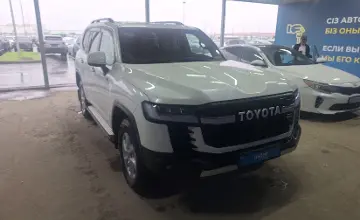 Toyota Land Cruiser 2023 года за 47 000 000 тг. в Алматы фото 3