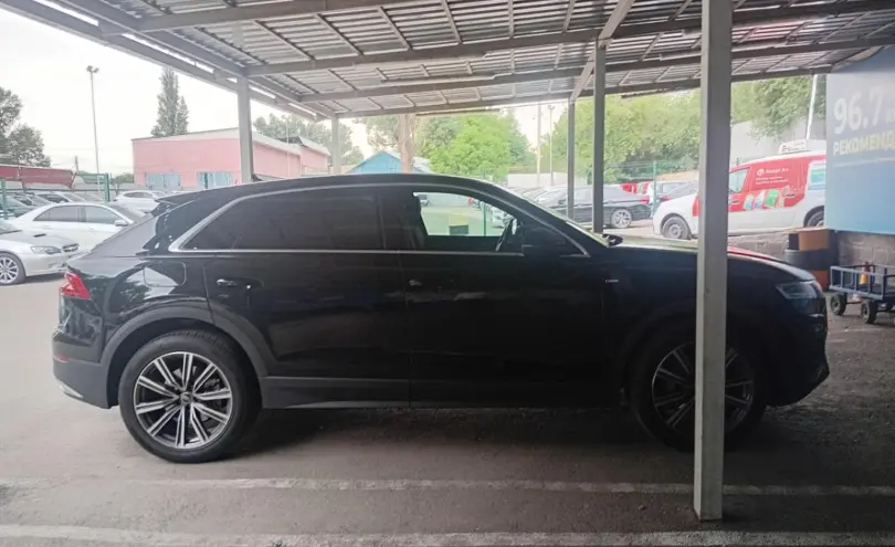 Audi Q8 2022 года за 40 000 000 тг. в Алматы фото 4