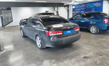 Hyundai Sonata 2005 года за 2 200 000 тг. в Астана фото 4