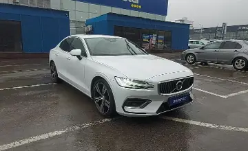 Volvo S60 2022 года за 15 500 000 тг. в Алматы фото 2