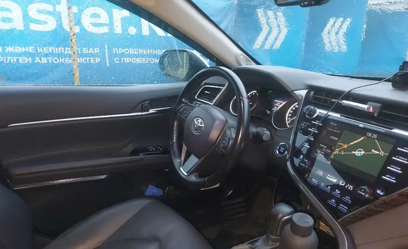 Toyota Camry 2019 года за 15 000 000 тг. в Алматы фото 5