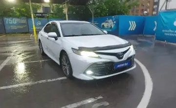 Toyota Camry 2019 года за 15 000 000 тг. в Алматы фото 2