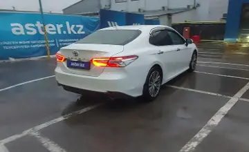 Toyota Camry 2019 года за 15 000 000 тг. в Алматы фото 3