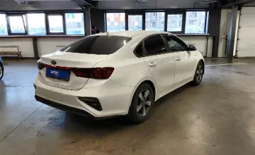 Kia Cerato 2018 года за 8 000 000 тг. в Астана фото 3