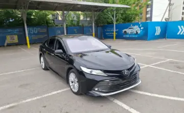 Toyota Camry 2019 года за 12 500 000 тг. в Алматы фото 2