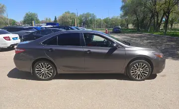 Toyota Camry 2015 года за 7 900 000 тг. в Актобе фото 4