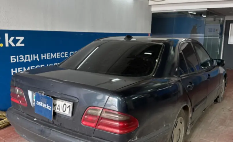 Mercedes-Benz E-Класс 2001 года за 2 500 000 тг. в Астана фото 5