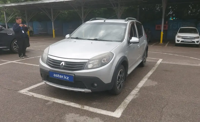 Renault Sandero 2014 года за 3 500 000 тг. в Алматы