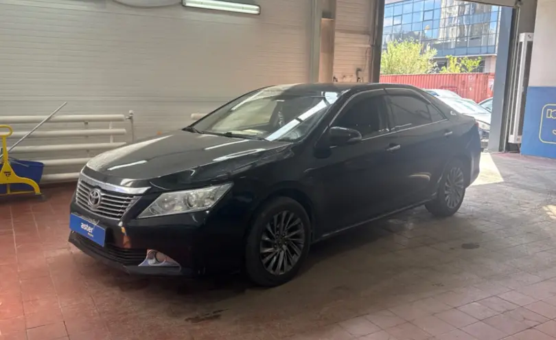 Toyota Camry 2014 года за 9 000 000 тг. в Астана