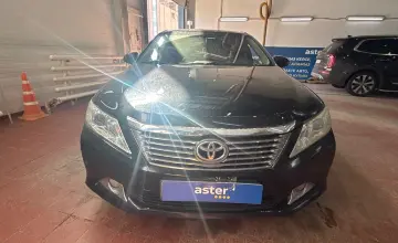 Toyota Camry 2014 года за 9 000 000 тг. в Астана фото 2