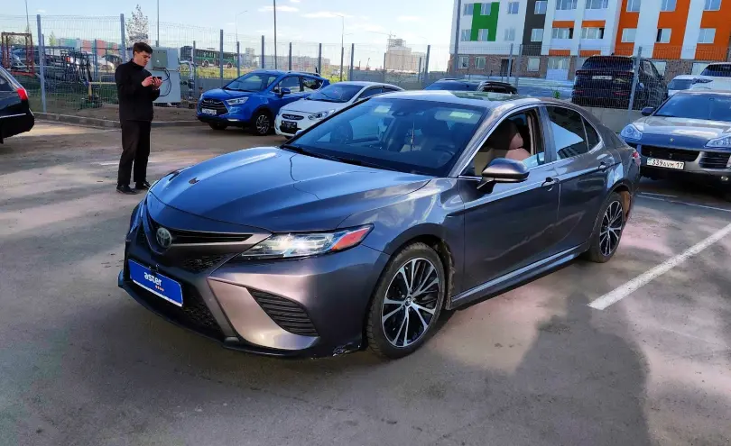 Toyota Camry 2019 года за 12 000 000 тг. в Астана