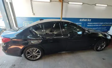 BMW 5 серии 2019 года за 14 700 000 тг. в Астана фото 4