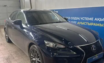 Lexus IS 2014 года за 10 000 000 тг. в Астана фото 3