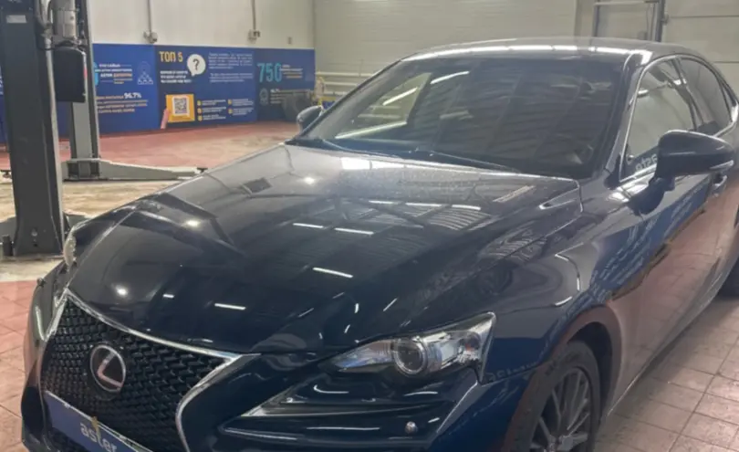 Lexus IS 2014 года за 10 000 000 тг. в Астана