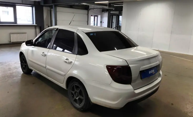 LADA (ВАЗ) Granta 2019 года за 3 500 000 тг. в Астана фото 4