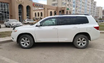 Toyota Highlander 2010 года за 8 200 000 тг. в Астана фото 3