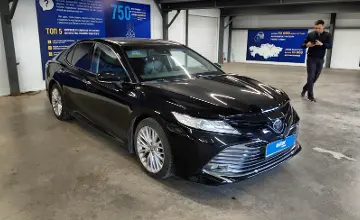 Toyota Camry 2020 года за 13 000 000 тг. в Астана фото 2