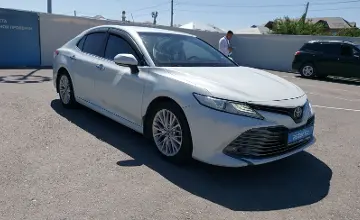 Toyota Camry 2018 года за 14 000 000 тг. в Шымкент фото 2
