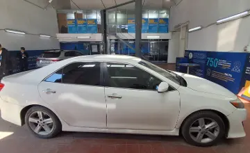 Toyota Camry 2013 года за 7 500 000 тг. в Астана фото 4