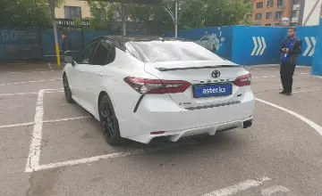 Toyota Camry 2024 года за 17 500 000 тг. в Алматы фото 4
