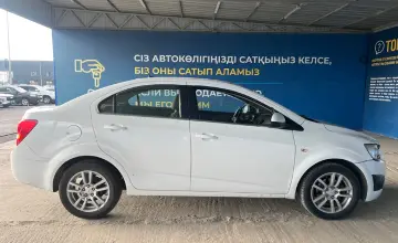 Chevrolet Aveo 2013 года за 3 000 000 тг. в Алматы фото 4