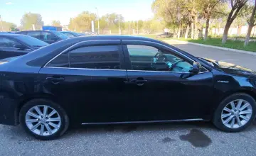 Toyota Camry 2014 года за 9 000 000 тг. в Актобе фото 4