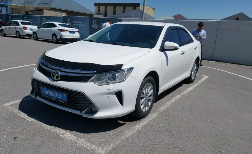 Toyota Camry 2015 года за 10 500 000 тг. в Шымкент