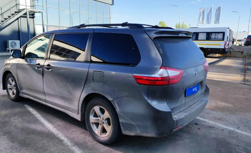 Toyota Sienna 2018 года за 14 500 000 тг. в Астана фото 4