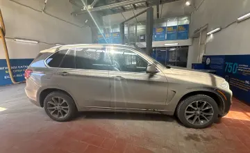 BMW X5 2016 года за 15 000 000 тг. в Астана фото 4