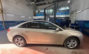 Chevrolet Cruze 2013 года за 3 500 000 тг. в Астана фото 4